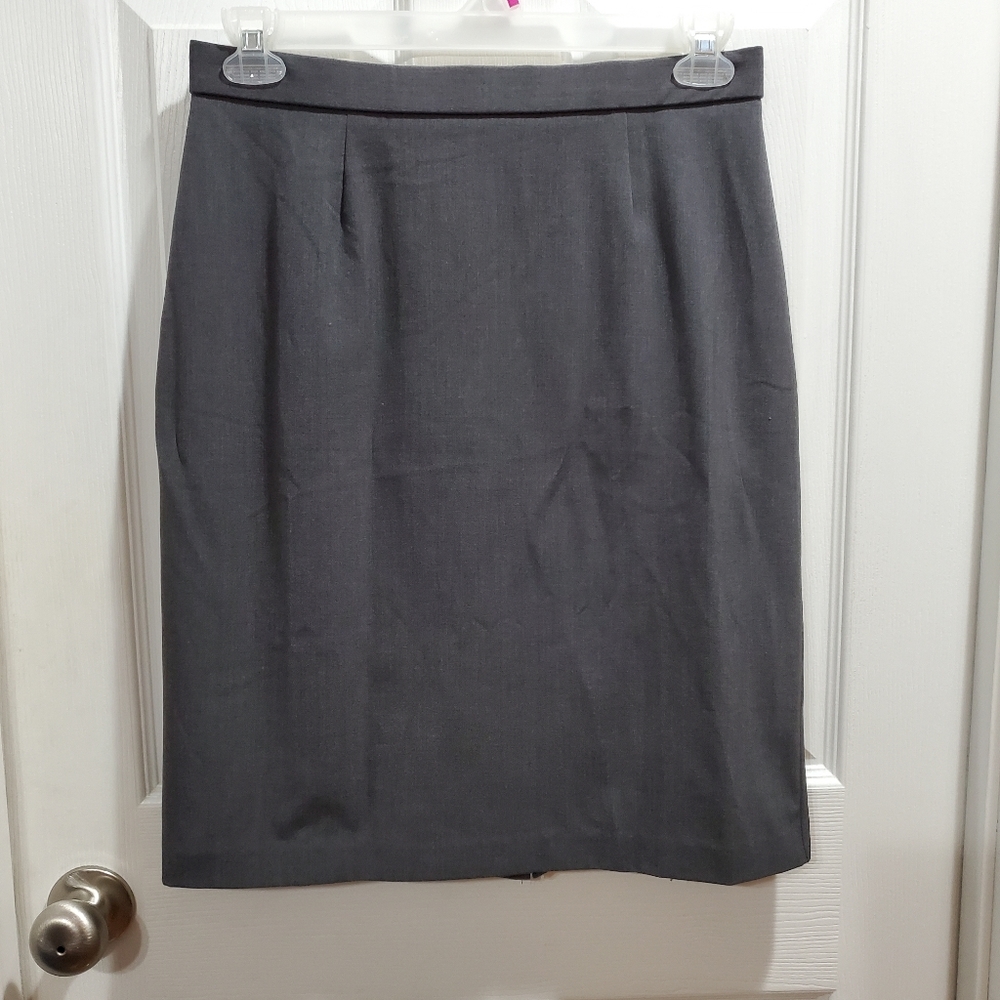 Counterparts size 10 skirt